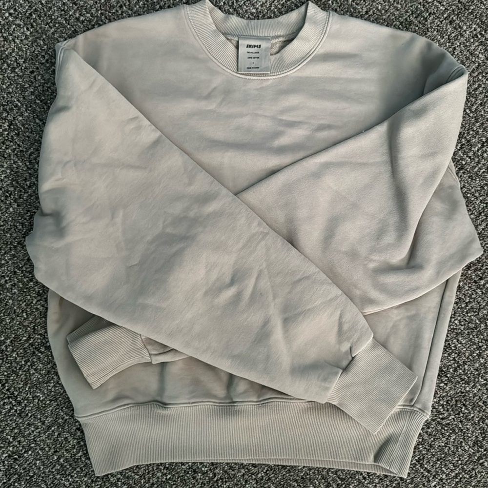 Skims. Slightly cropped pullover crewneck.